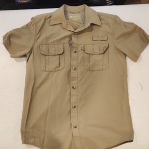 G.H. Bass & Co. Men's Khaki Button Down Shirt